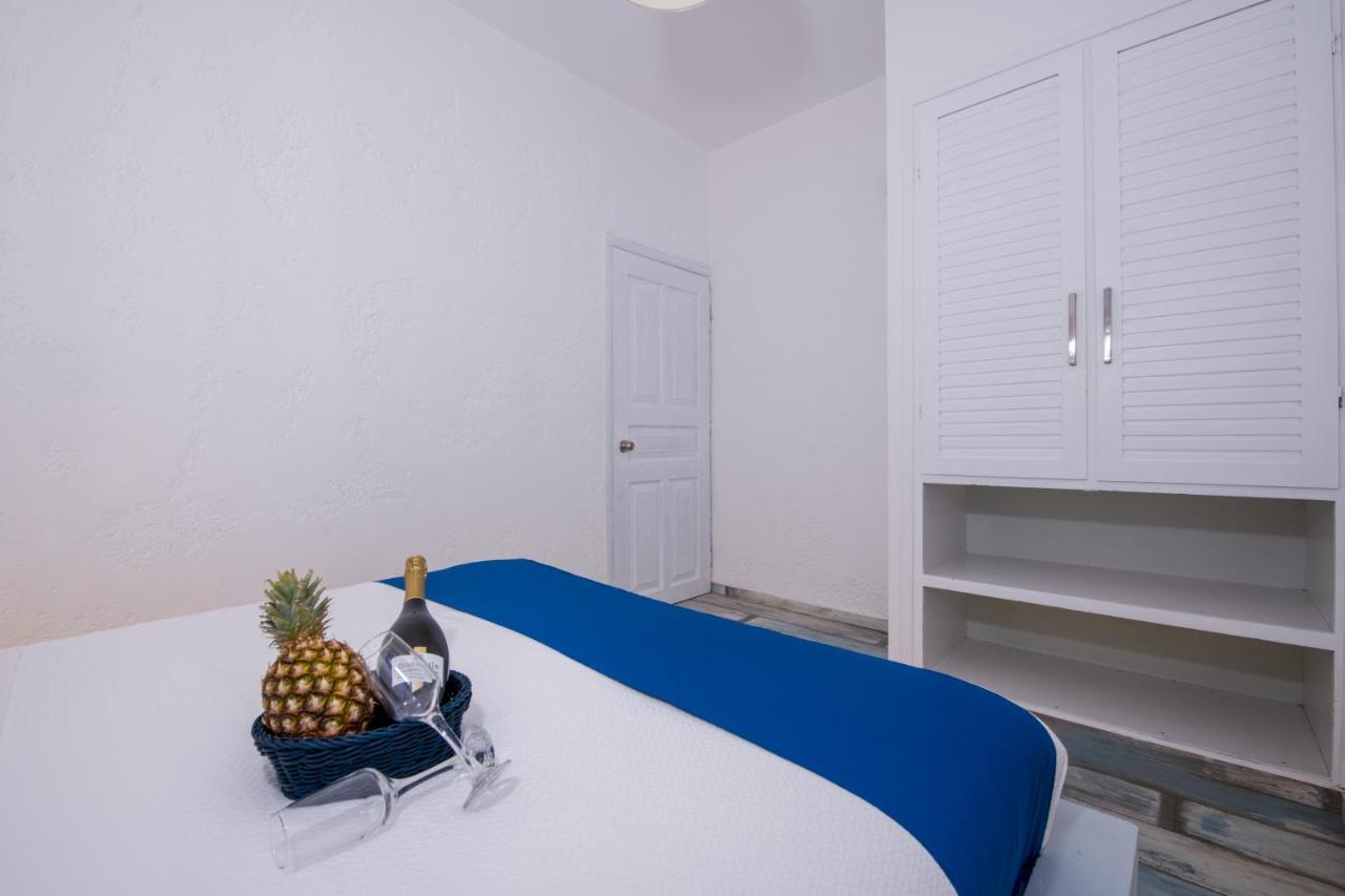 Evexia Boutique Hotel & Spa Agia Marina  Bagian luar foto